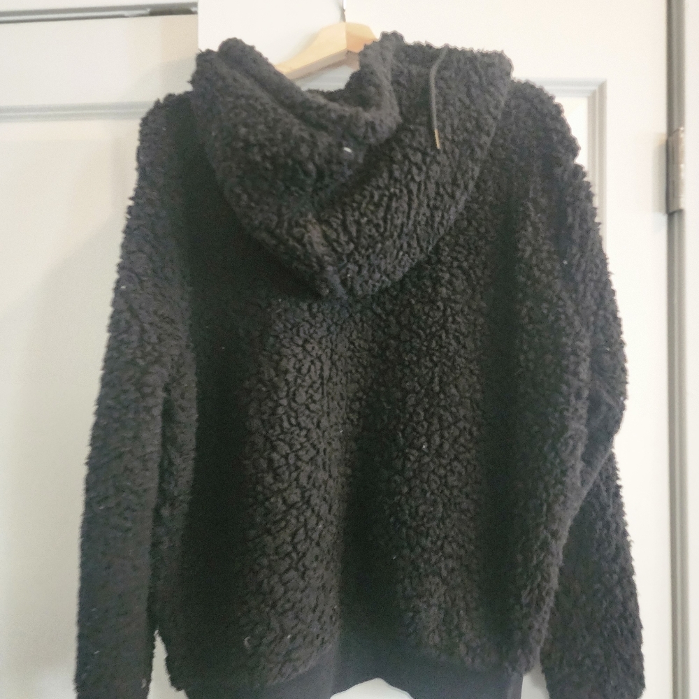 Fuzzy jacket - Picture 2 of 2